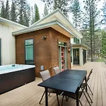 11R Spring Meadow Retreat